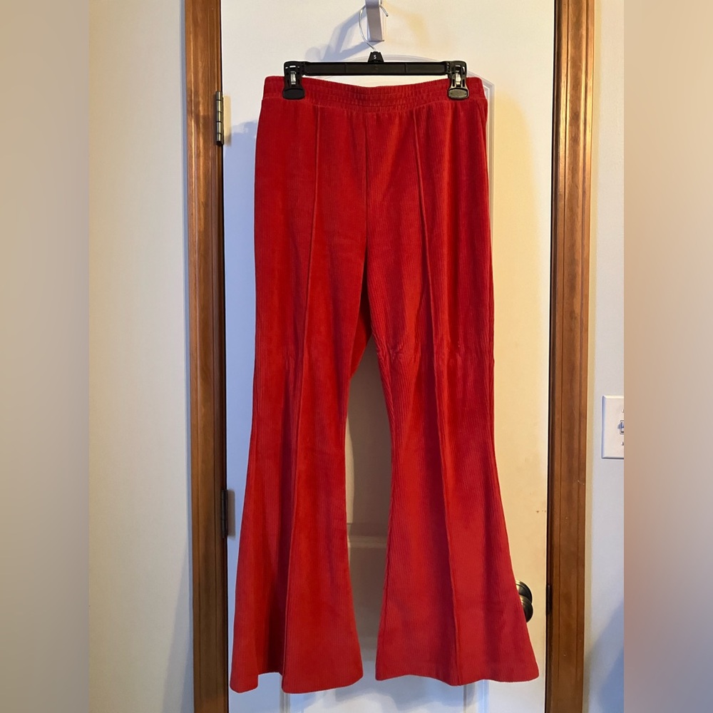 Aerie Flared Red Leggings